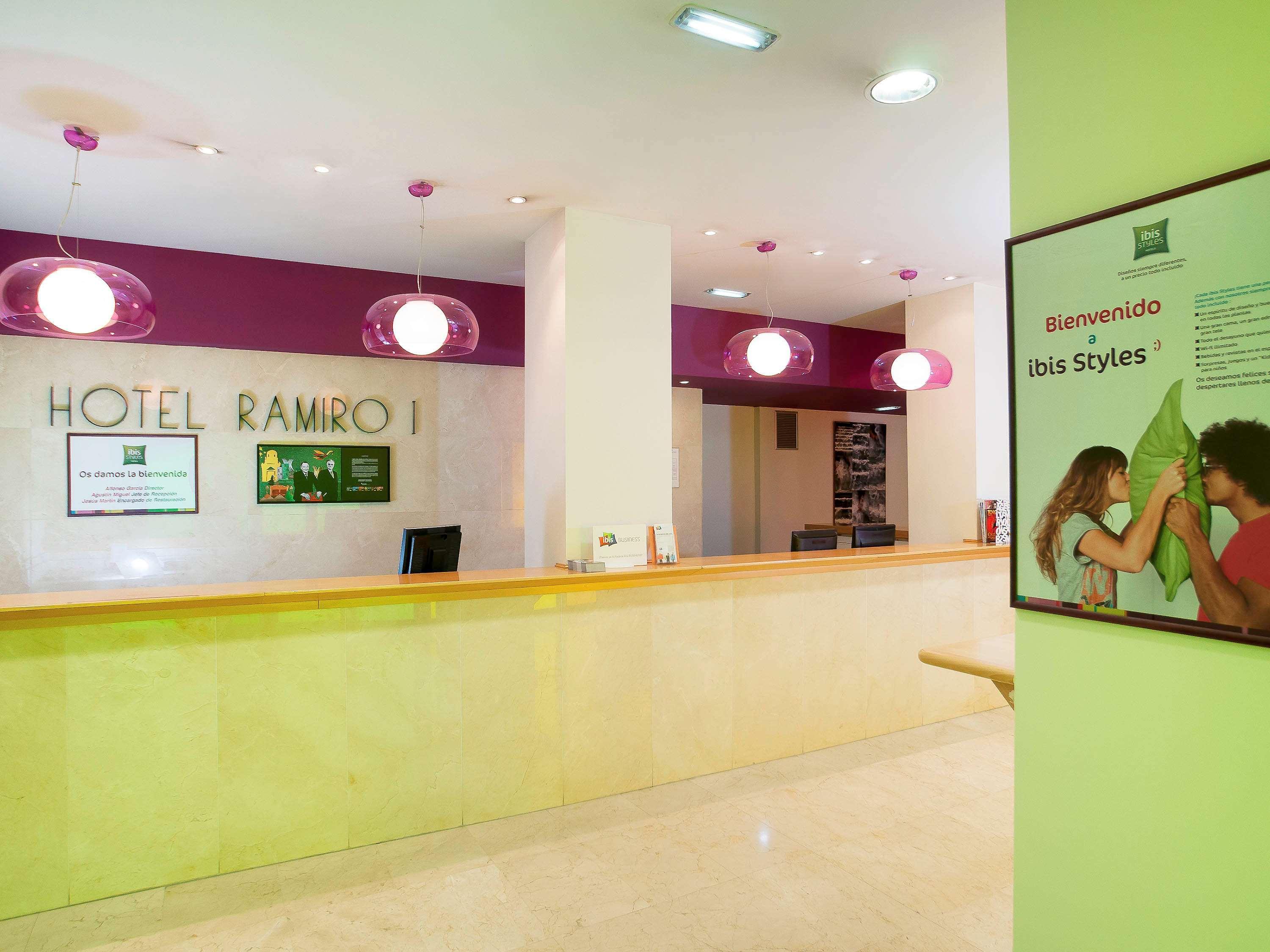 Готель Ibis Styles Zaragoza Ramiro I Екстер'єр фото