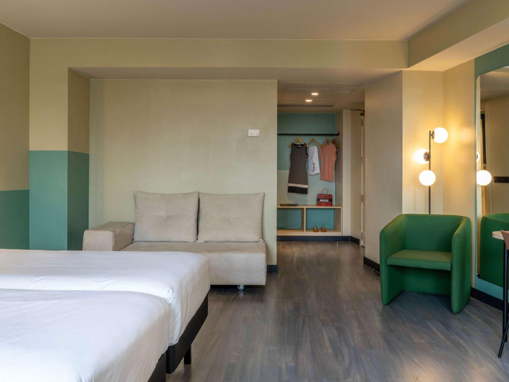 Готель Ibis Styles Zaragoza Ramiro I Екстер'єр фото
