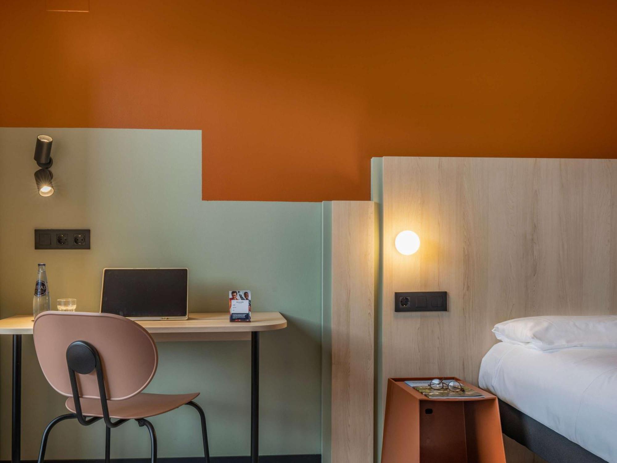Готель Ibis Styles Zaragoza Ramiro I Екстер'єр фото