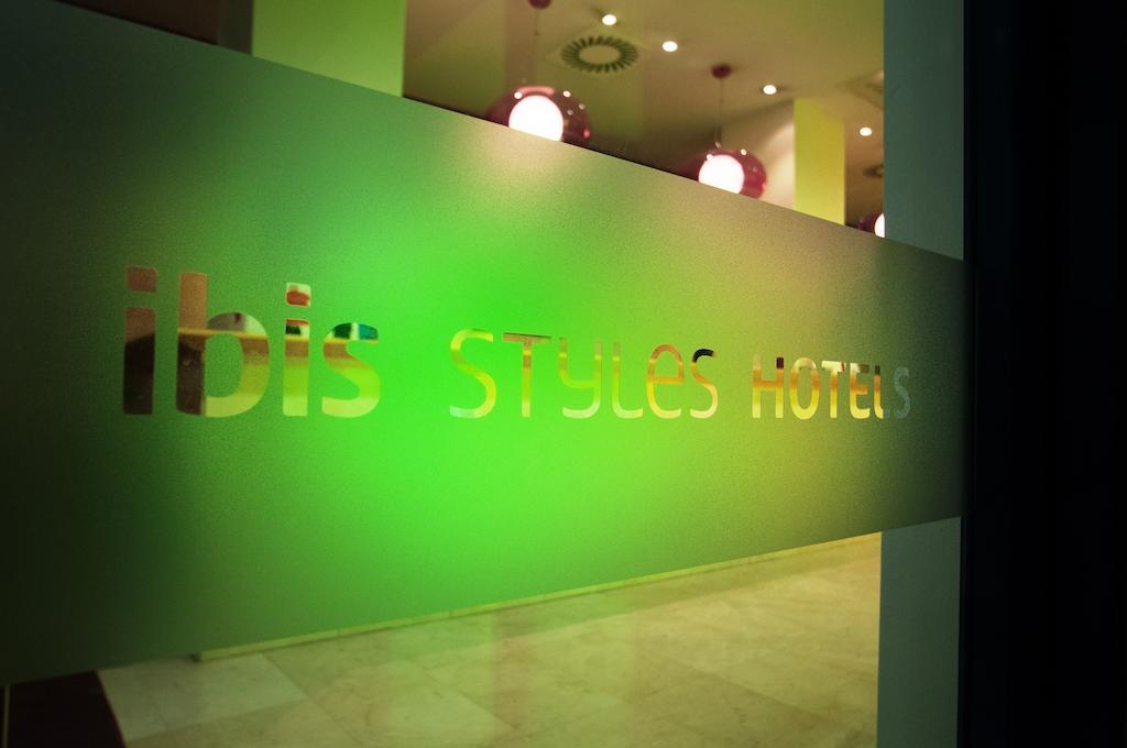 Готель Ibis Styles Zaragoza Ramiro I Екстер'єр фото